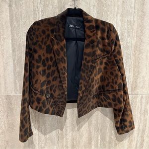 ZARA - Double Breasted Cropped Leopard Blazer